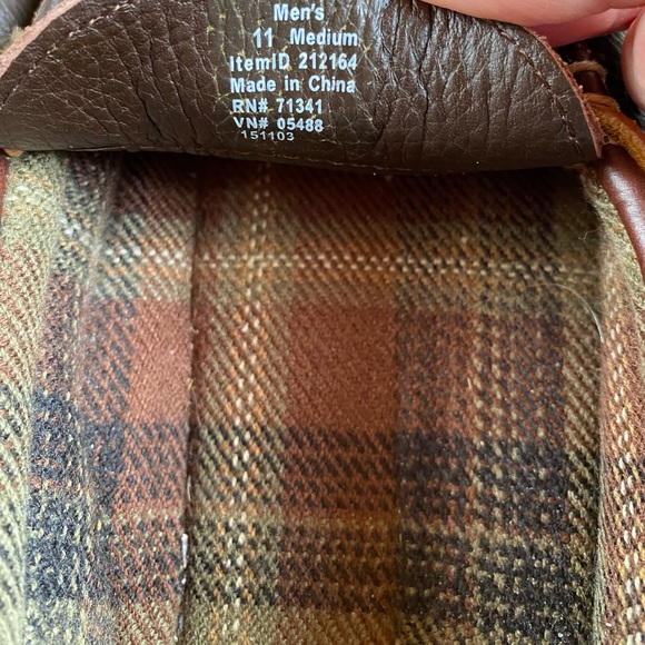 L.L.Bean Mens Handsewn Slippers,Flannel-lined - Picture 2 of 4